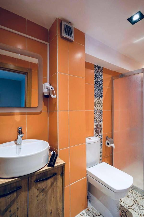 Rexee Hotel Istanbul Exteriör bild